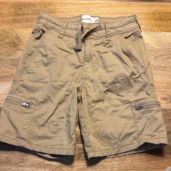 abercrombie kids Other - Boy’s Tan Cargo Shorts